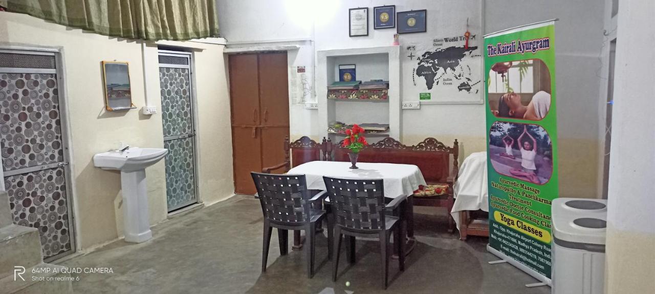 Hostel Buddha Κχατζουράχο Εξωτερικό φωτογραφία